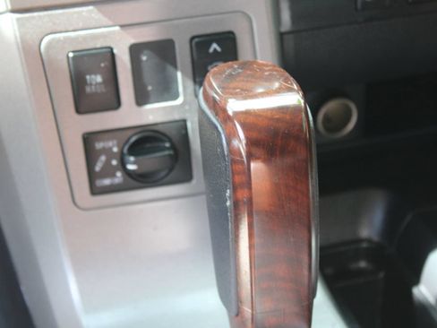 Used 2016 Toyota Sequoia Platinum RWD image 12
