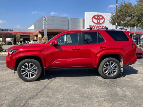 Certified 2025 Toyota 4Runner Limited image 6