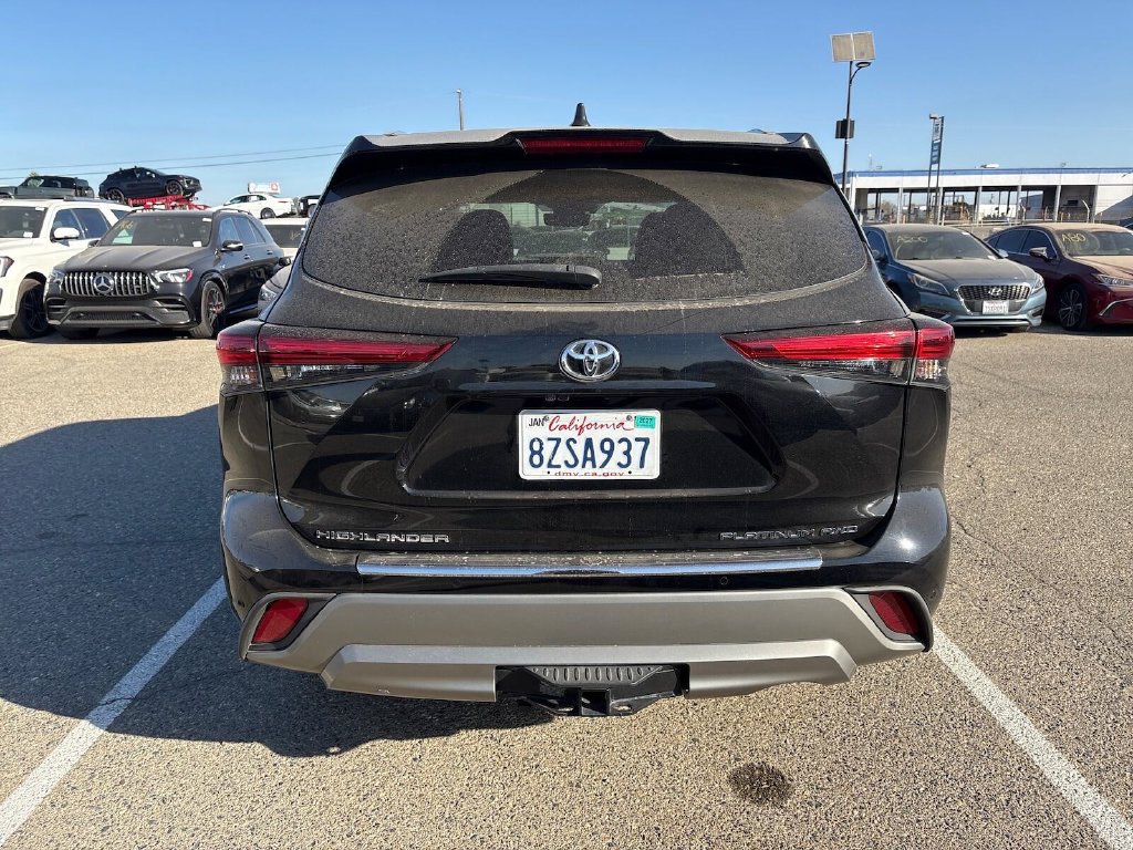 Used 2022 Toyota Highlander Platinum AWD/4WD image 5