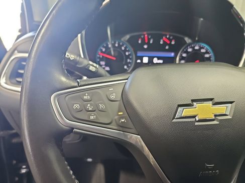 Used 2022 Chevrolet Equinox LT AWD/4WD image 17