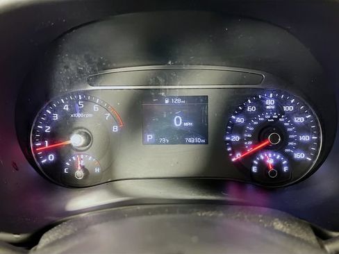 Used 2020 Kia Soul LX FWD image 14