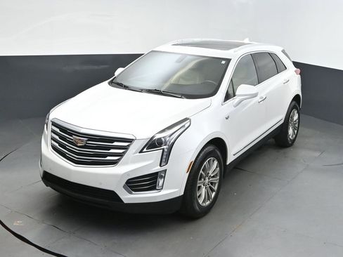 Used 2018 Cadillac XT5 Luxury image 29