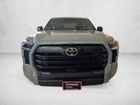 Used 2026 Toyota Tundra SR5 w/ SR5 Premium Package AWD/4WD image 5