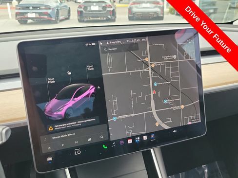 Used 2021 Tesla Model Y Long Range AWD/4WD image 7