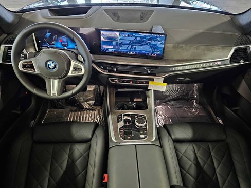 New 2026 BMW X5 xDrive50e w/ M Sport Package AWD/4WD image 10