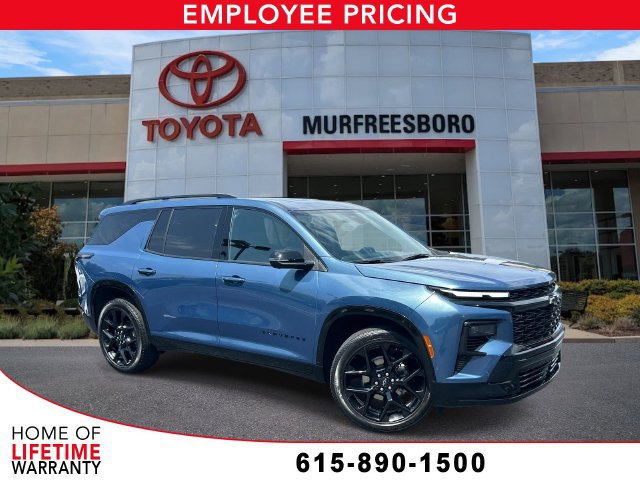 Used 2025 Chevrolet Traverse RS AWD/4WD image 1