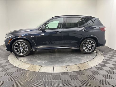 Used 2022 BMW X5 xDrive45e w/ M Sport Package AWD/4WD image 4