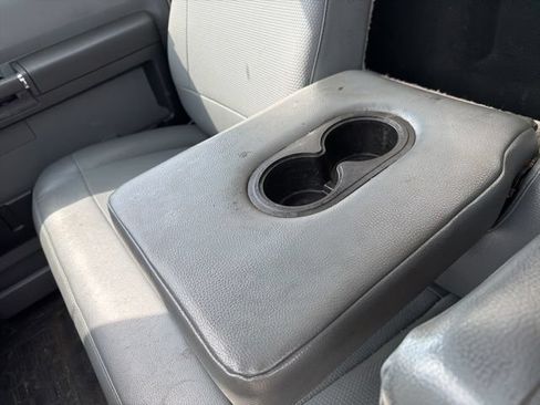 Used 2022 Ford F750 2WD Regular Cab Super Duty image 30