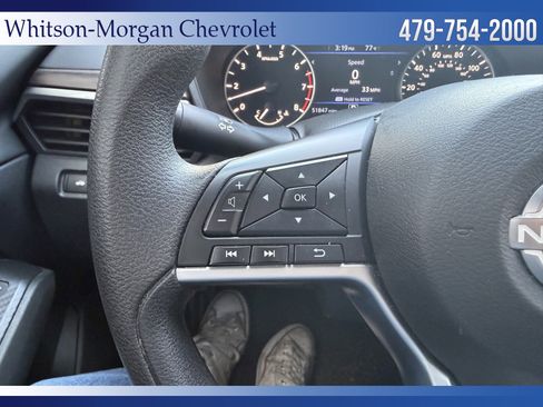 Used 2024 Nissan Altima 2.5 SV image 19