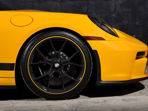 Used 2022 Porsche 911 GT3 RWD image 38