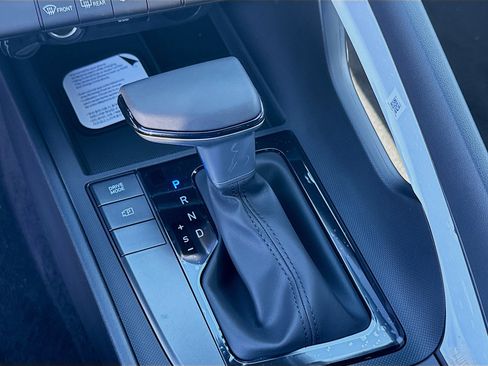 New 2026 Hyundai Elantra Sport FWD image 13