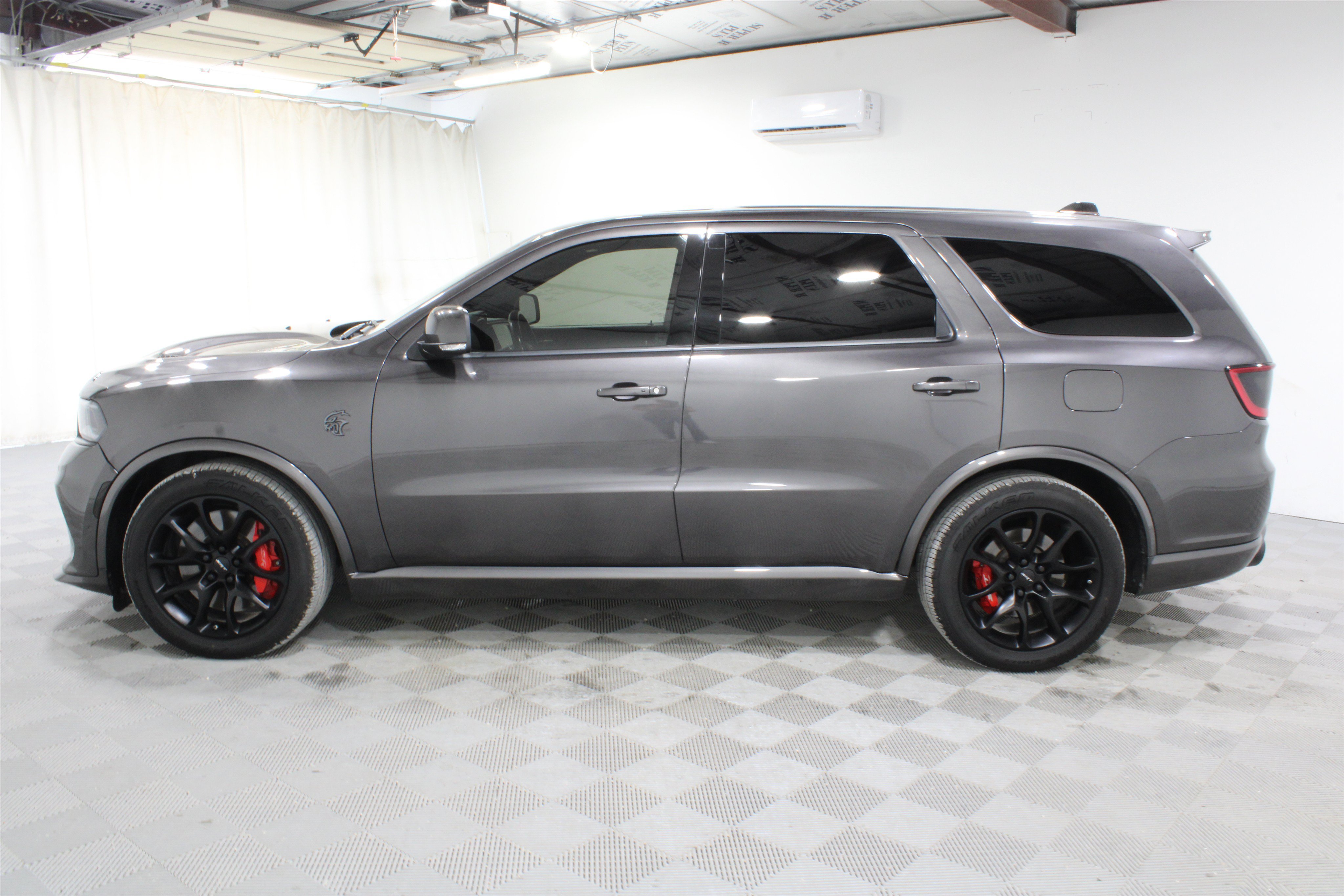 Used 2021 Dodge Durango SRT Hellcat w/ Technology Group AWD/4WD image 35
