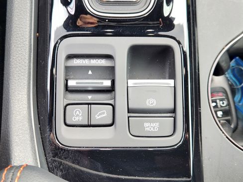 Certified 2025 Honda Pilot TrailSport image 24