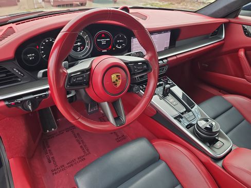 Used 2021 Porsche 911 Turbo image 9