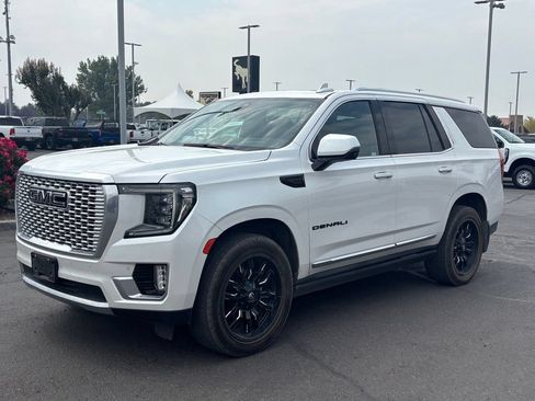 Used 2022 GMC Yukon Denali AWD/4WD image 7