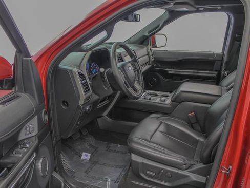 Used 2020 Ford Expedition Max XLT w/ Equipment Group 202A AWD/4WD image 14
