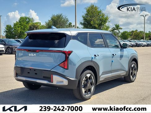 New 2027 Kia Seltos S FWD image 6
