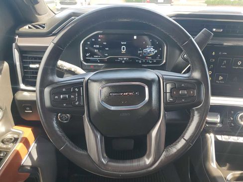 Used 2025 GMC Sierra 3500 Denali Ultimate AWD/4WD image 11