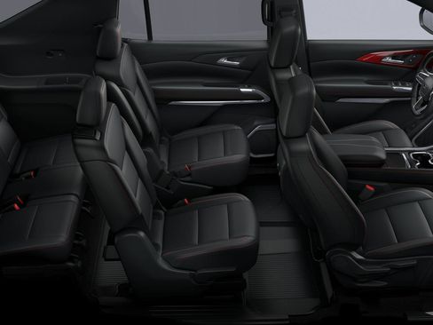 New 2026 Chevrolet Traverse Z71 w/ LPO, Floor Liner Package AWD/4WD image 55
