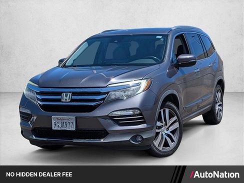 Used 2016 Honda Pilot Touring image 1