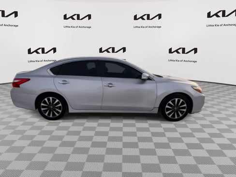 Used 2017 Nissan Altima 2.5 SL image 9