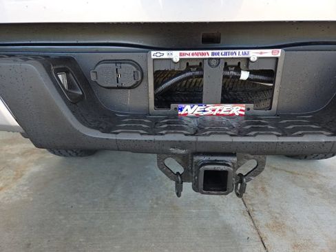 Used 2020 Toyota Tacoma TRD Sport AWD/4WD image 27