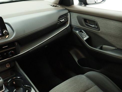 Used 2021 Nissan Rogue S AWD/4WD image 26