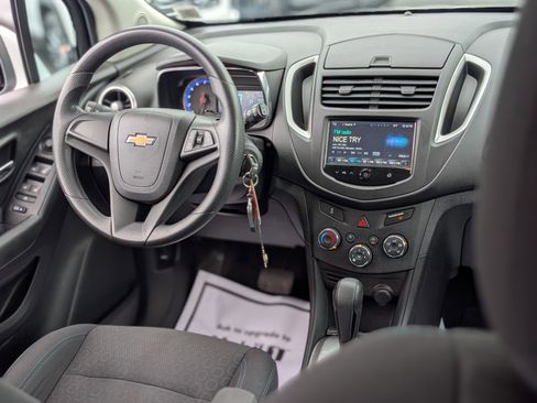 Used 2016 Chevrolet Trax LS image 13