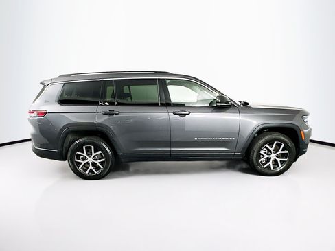 Used 2023 Jeep Grand Cherokee L Limited w/ Trailer Tow Group (B) AWD/4WD image 10