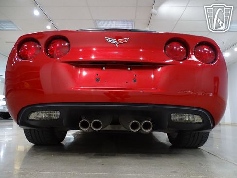 Used 2005 Chevrolet Corvette Coupe w/ Preferred Equipment Group image 13