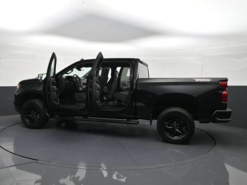 Used 2024 Chevrolet Silverado 1500 Custom Trail Boss AWD/4WD image 40