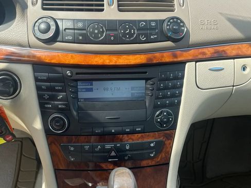 Used 2003 Mercedes-Benz E 320 Sedan image 12