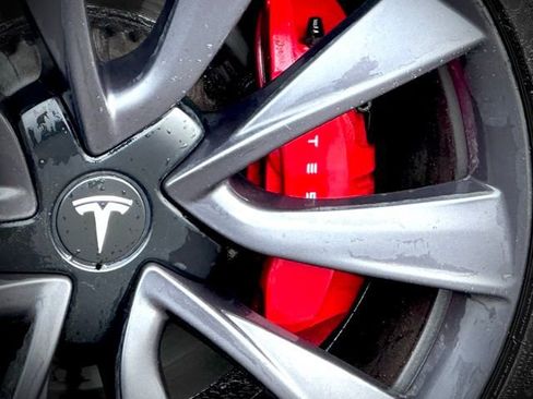 Used 2020 Tesla Model 3 Performance image 10