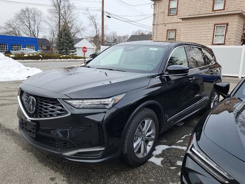 Used 2025 Acura MDX SH-AWD image 2