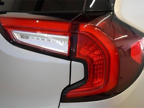 Used 2022 GMC Terrain SLT image 12