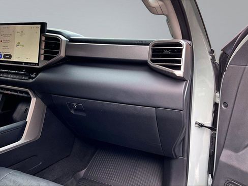 Used 2024 Toyota Tundra Limited image 18