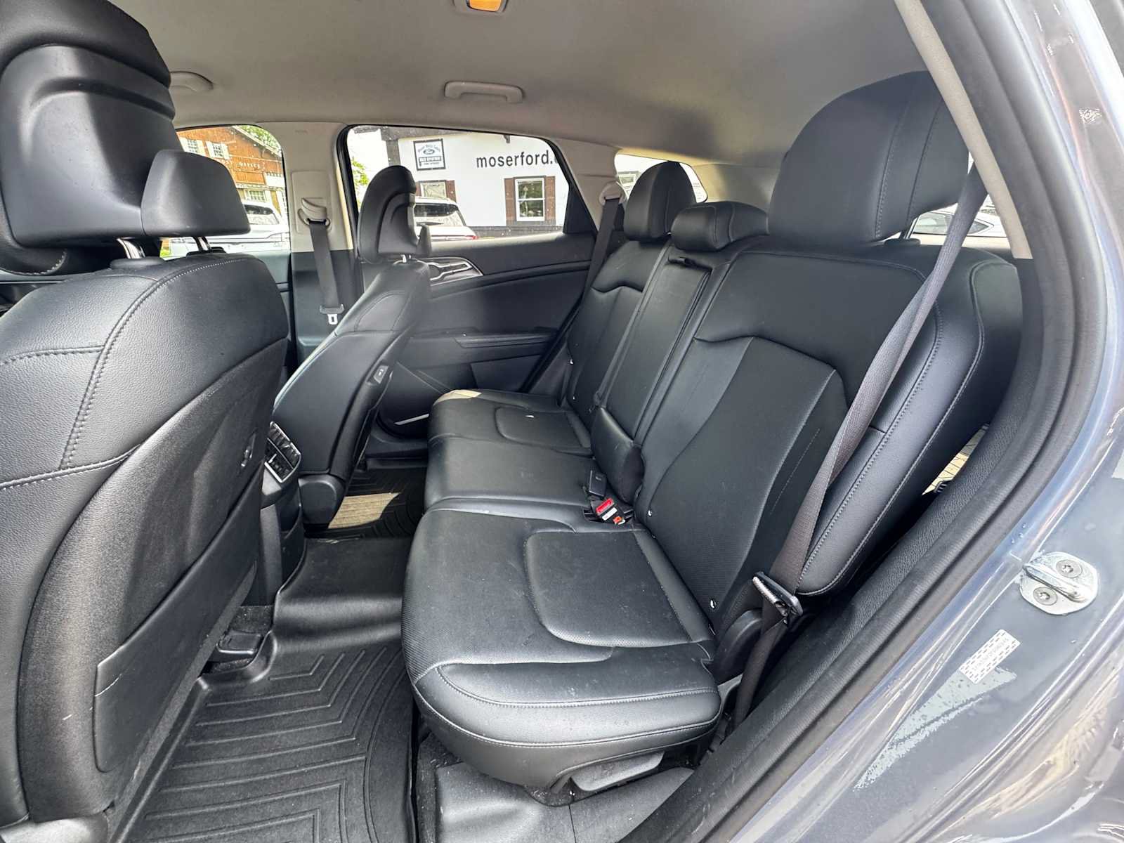 Used 2023 Kia Sportage EX FWD image 24
