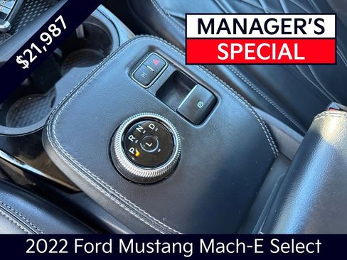 Used 2022 Ford Mustang Mach-E Select image 21