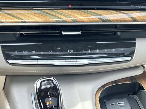 Used 2021 Cadillac Escalade Sport Platinum image 24