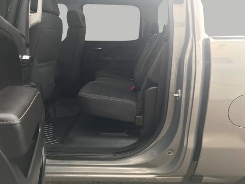 Used 2017 GMC Sierra 1500 SLE w/ SLE Value Package image 12