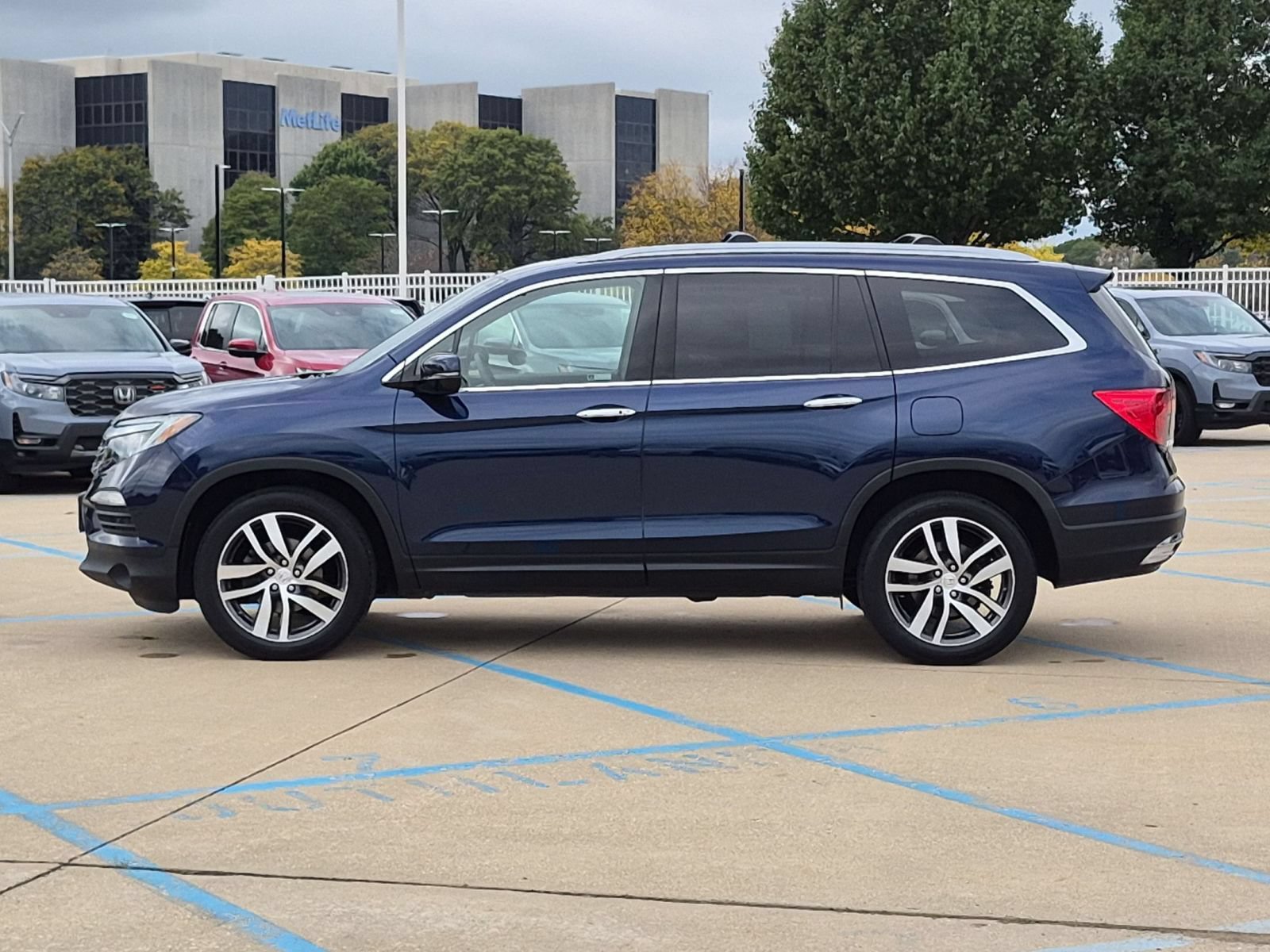 Used 2018 Honda Pilot Elite image 9