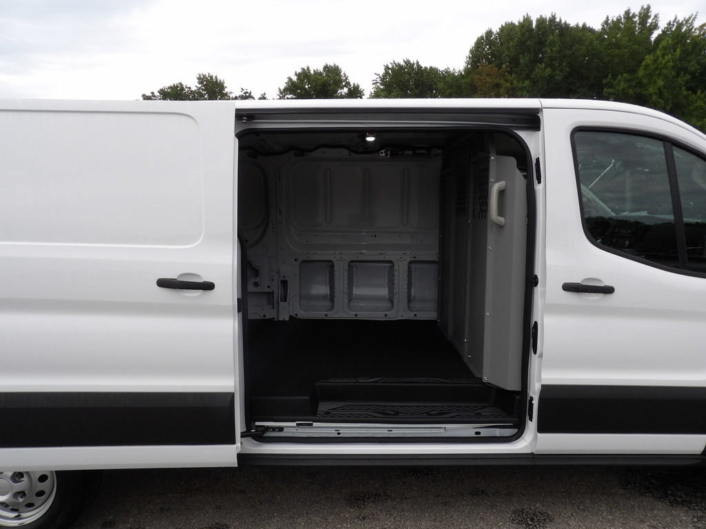 Used 2023 Ford Transit 350 Low Roof AWD image 25