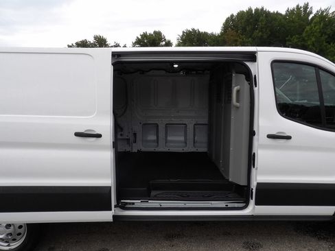 Used 2023 Ford Transit 350 Low Roof AWD image 25