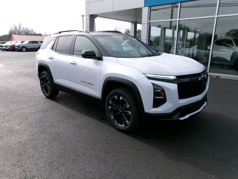 New 2026 Chevrolet Equinox RS w/ Convenience Package III image 9