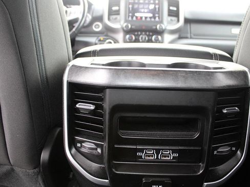 Used 2021 RAM 1500 Big Horn image 31