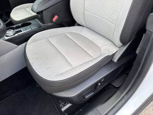 Used 2024 Ford Escape Active image 19