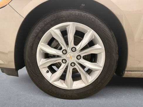 Used 2023 Chevrolet Malibu LT image 23