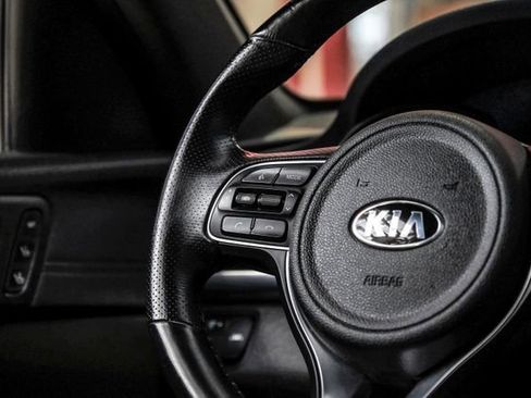 Used 2016 Kia Optima SX image 17