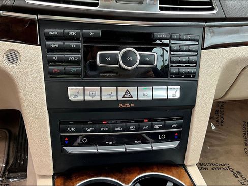 Used 2014 Mercedes-Benz E 350 4MATIC Coupe image 15