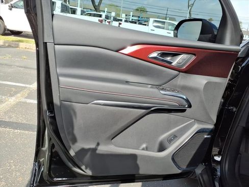 New 2026 Chevrolet Traverse Z71 w/ Enhanced Driving Package image 13